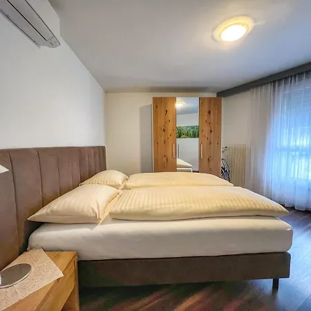 Dufour Apartment *